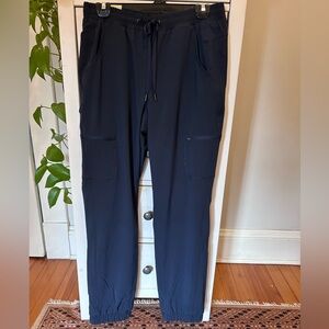 Eddie Bauer NWT women’s fleece-lined navy drawstring joggers size 6